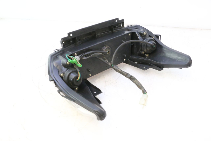 photo de Luz traseira RAZZO STEED 125 (2012 - 2018) - Pontos de fixação