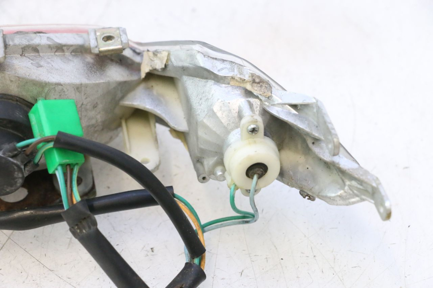 photo de LUZ TRASEIRA KYMCO SUPER 8 2T 50 (2007 - 2013) - Ampliação técnica