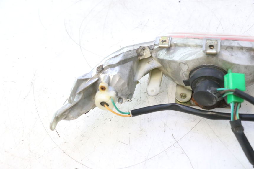 photo de LUZ TRASEIRA KYMCO SUPER 8 2T 50 (2007 - 2013) - Vista geral