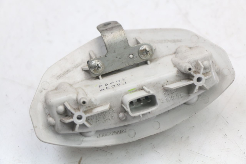 photo de Luz traseira SUZUKI GSR 750 (2011 - 2017) - Vista geral