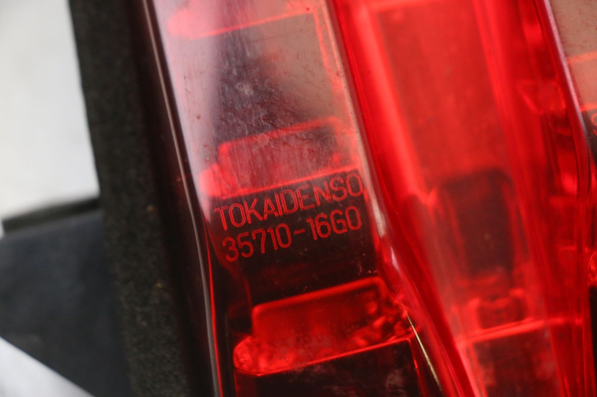 photo de Luz traseira SUZUKI SV S 650 (2003 - 2009) - Pontos de fixação