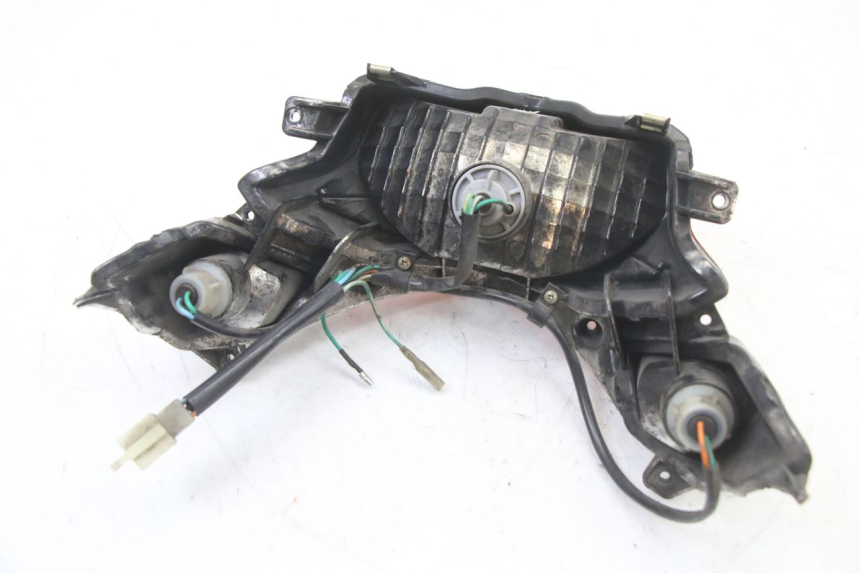 photo de Luz traseira SYM ORBIT III 3 4T 50 (2018 - 2021) - Pontos de fixação