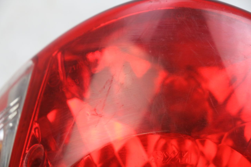 photo de Luz traseira SYM SYMPHONY 125 (2009 - 2015) - Outro ângulo de visão