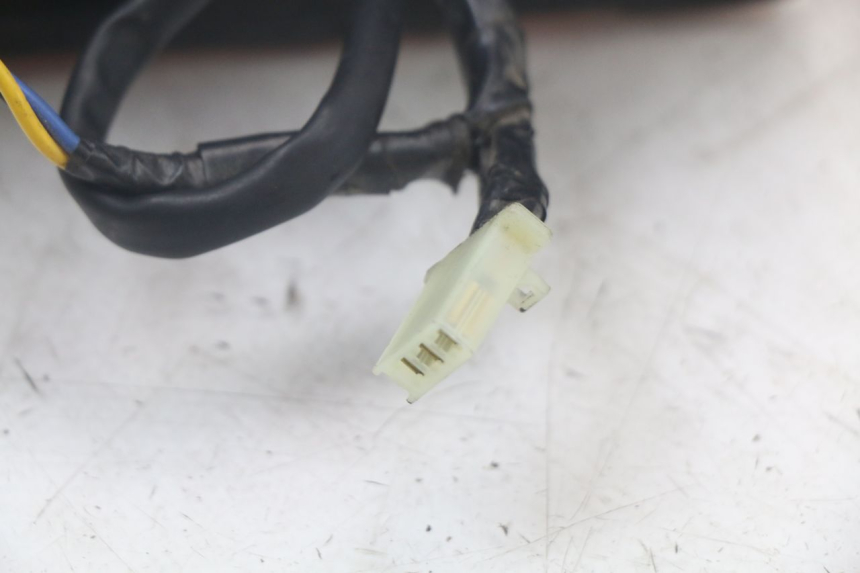 photo de Luz traseira YAMAHA TDM ABS 900 (2002 - 2014) - Pontos de fixação