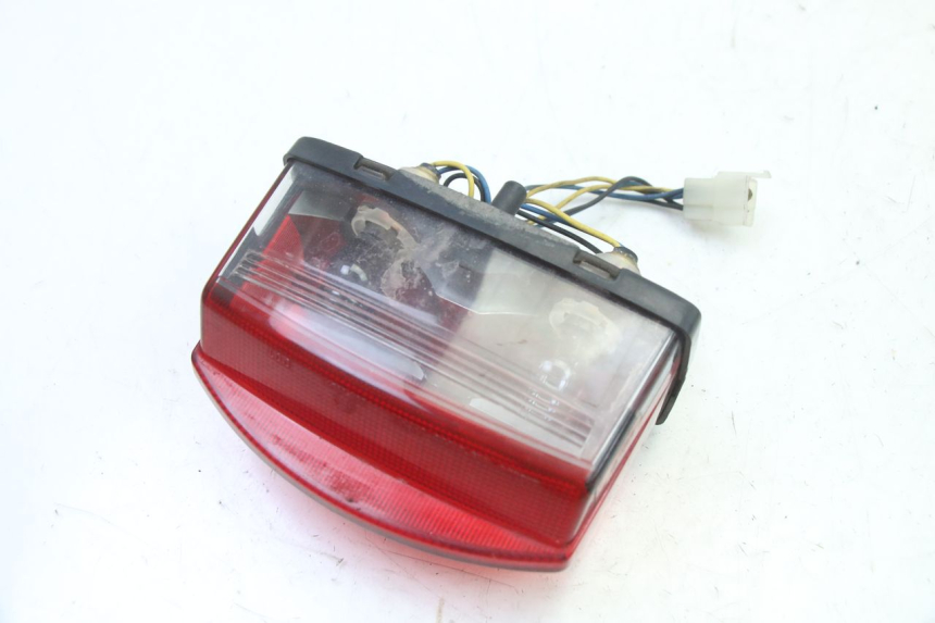 photo de Luz traseira YAMAHA TDR DELTABOX 125 (1997 - 2003) - Zoom do estado de desgaste