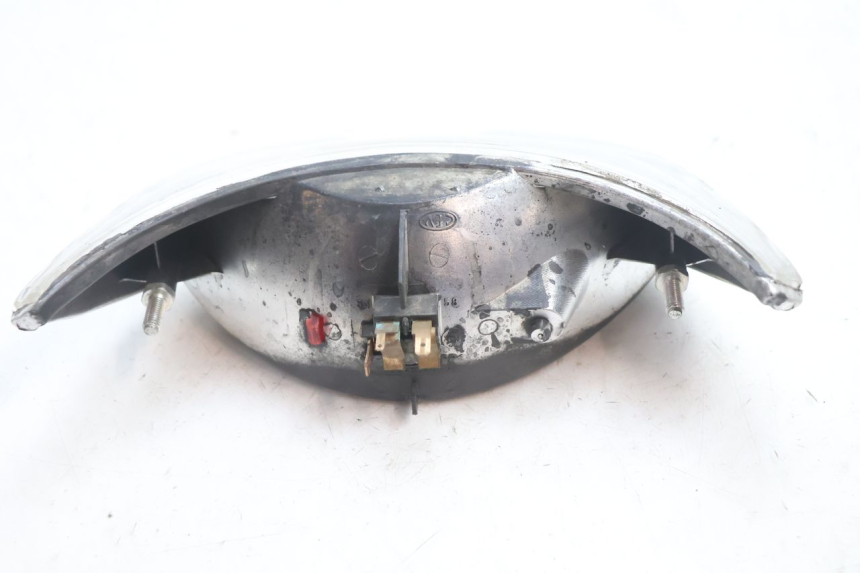 photo de Luz traseira PEUGEOT TKR TREKKER FURIOUS 50 (2005 - 2014) - Zoom do estado de desgaste