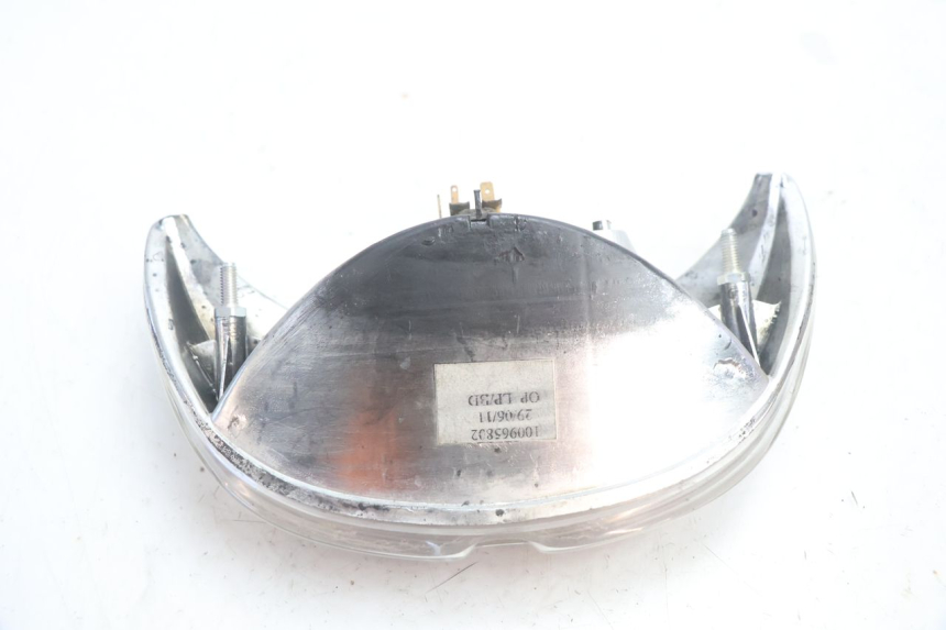 photo de Luz traseira PEUGEOT TREKKER TKR 50 (2005 - 2014) - Outro ângulo de visão