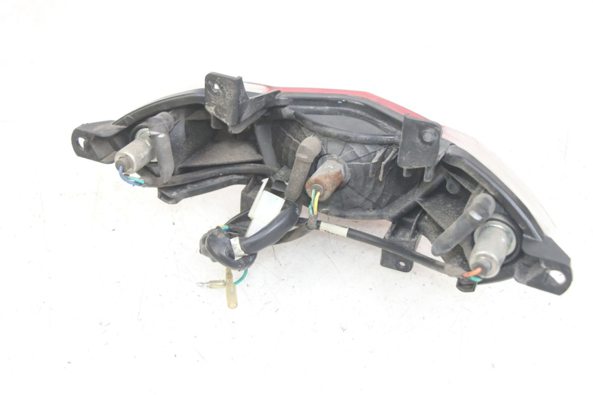 photo de Luz traseira PEUGEOT TWEET 4T 50 (2014 - 2019) - Zoom do estado de desgaste