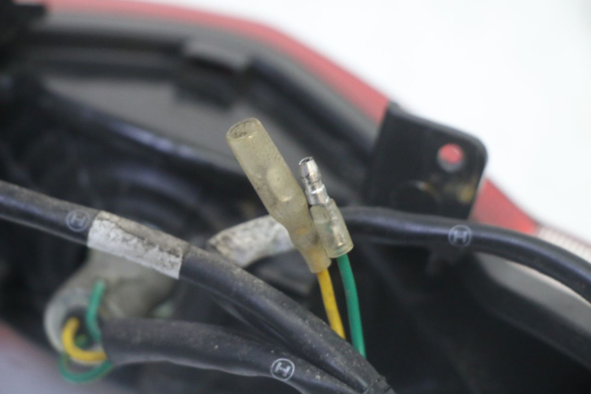 photo de Luz traseira PEUGEOT TWEET 4T 50 (2018 - 2022) - Pontos de fixação