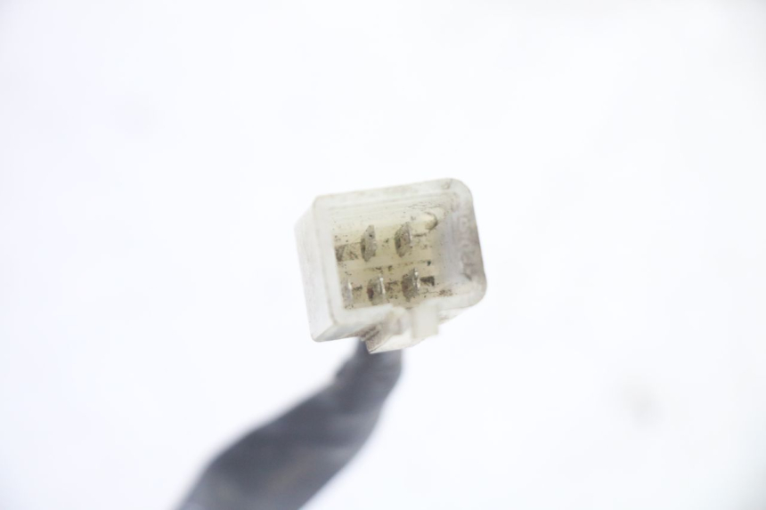 photo de Luz traseira PEUGEOT TWEET 4T 50 (2018 - 2022) - Estado da superfície