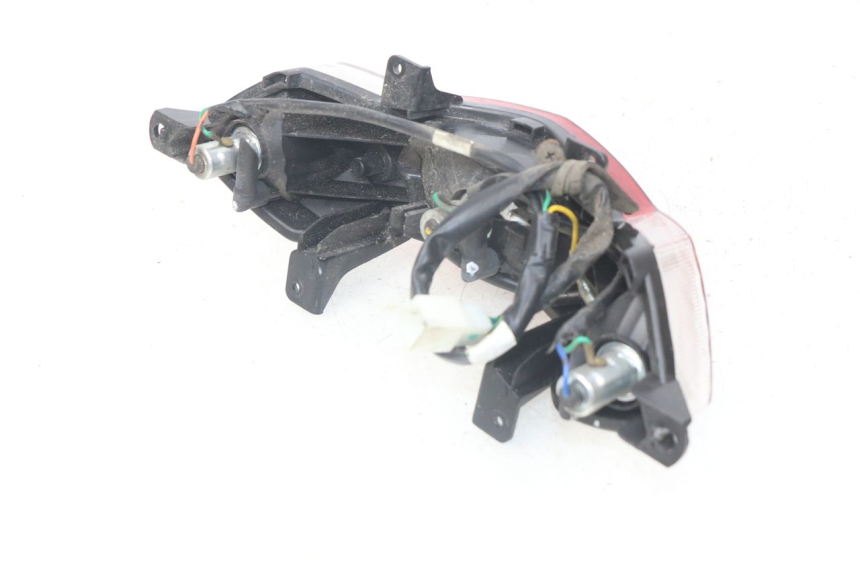 photo de Luz traseira PEUGEOT TWEET ACTIVE 4T 50 (2018 - 2022) - Detalhe da peça
