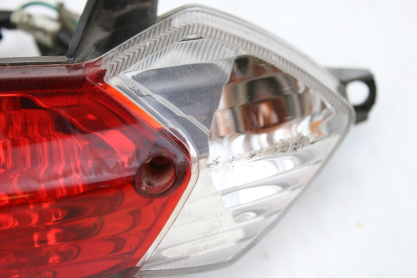 photo de Luz traseira PEUGEOT TWEET 125 (2010 - 2017) - Ampliação técnica