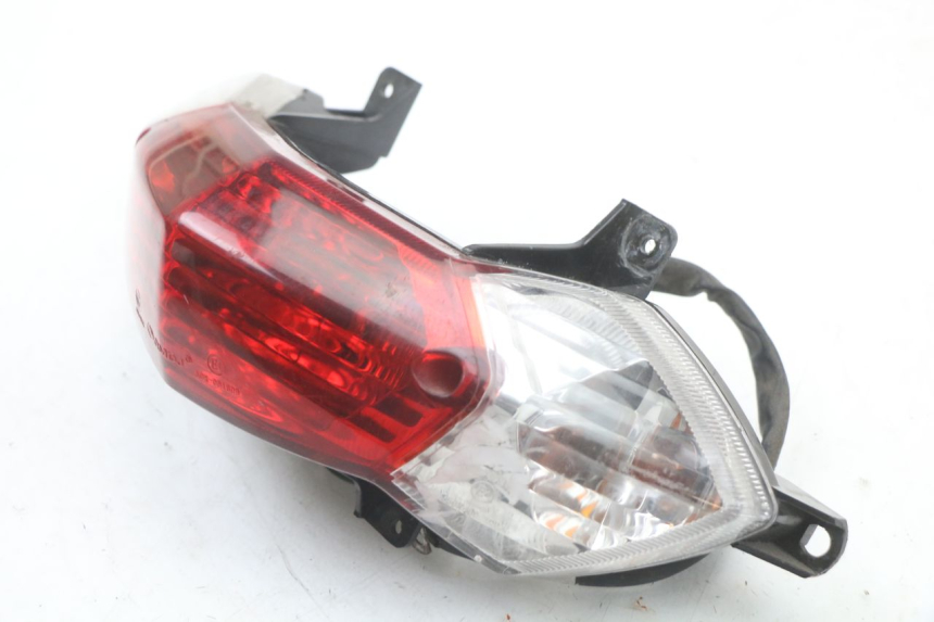 photo de Luz traseira PEUGEOT TWEET 125 (2018 - 2021) - Zoom do estado de desgaste