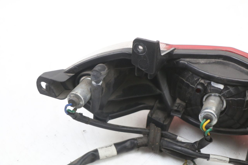photo de Luz traseira PEUGEOT TWEET 125 (2018 - 2021) - Vista geral
