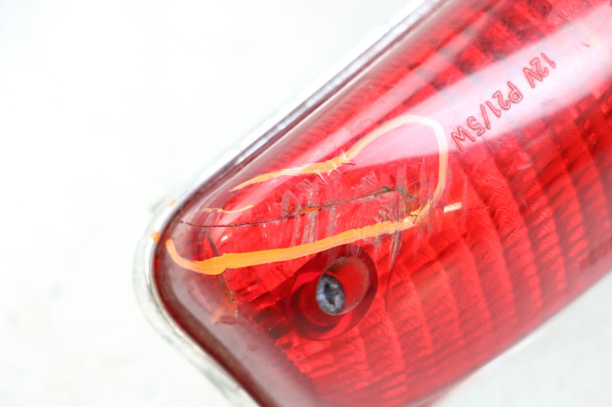 photo de Luz traseira PIAGGIO TYPHOON 50 (2000 - 2009) - Pontos de fixação