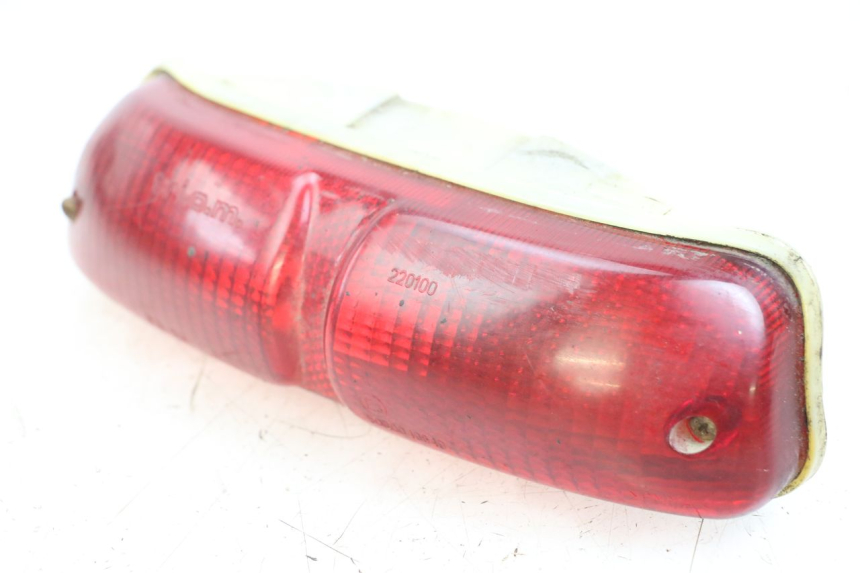 photo de Luz traseira PIAGGIO TYPHOON 80 (1994 - 1997) - Pontos de fixação