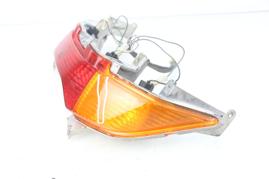 photo de Luz traseira SUZUKI UH BURGMAN 125 (2002 - 2006) - Zoom do estado de desgaste