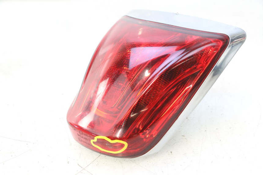 photo de Luz traseira PIAGGIO VESPA PRIMAVERA 2T 50 (2013 - 2018) - Ampliação técnica