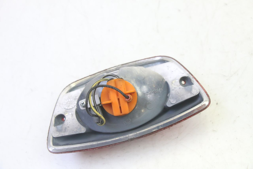 photo de Luz traseira PIAGGIO VESPA S 2T 50 (2007 - 2014) - Pontos de fixação