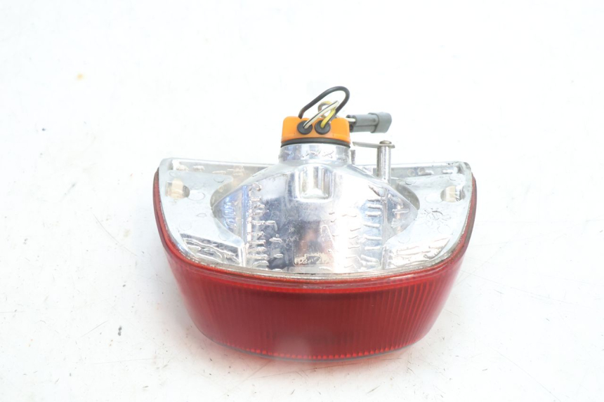 photo de Luz traseira PIAGGIO VESPA S 2T 50 (2007 - 2014) - Pontos de fixação