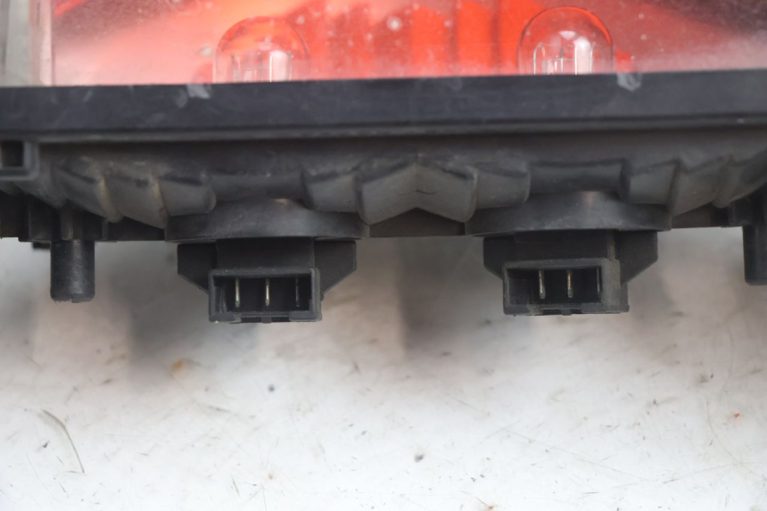 photo de Luz traseira HONDA VFR FI RC46 800 (1998 - 2001) - Pontos de fixação
