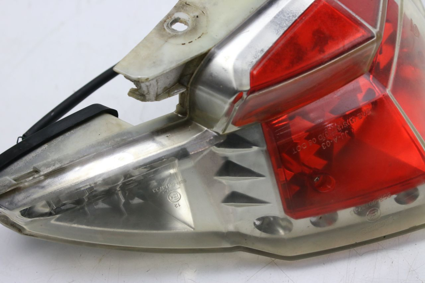 photo de Luz traseira EUROCKA VIRTUALITY GT 4T 50 (2011 - 2017) - Outro ângulo de visão