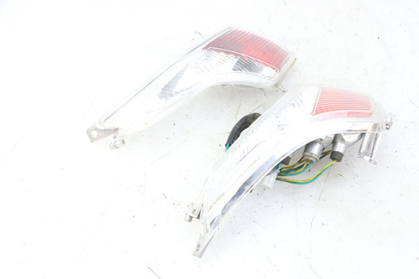 photo de Luz traseira PEUGEOT VIVACITY 125 (2010 - 2017) - Vista geral