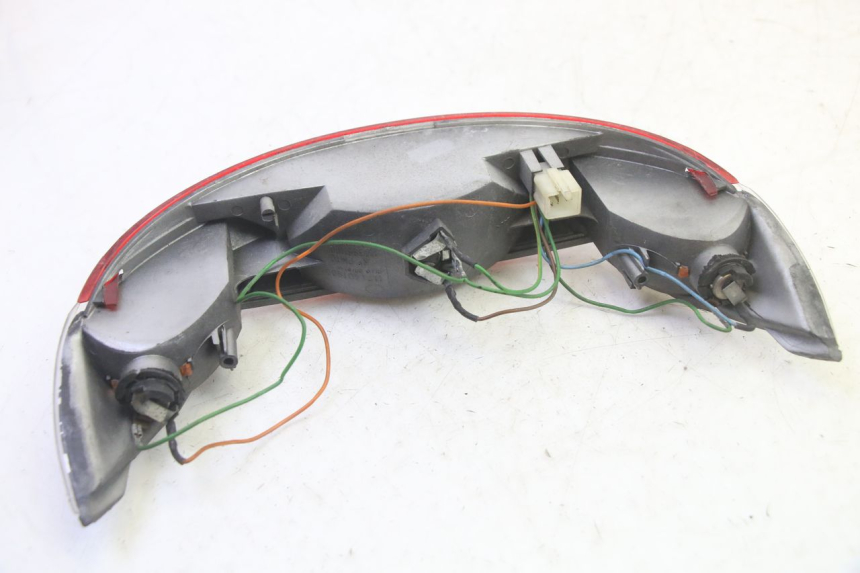 photo de Luz traseira PEUGEOT VIVACITY 100 (1999 - 2008) - Pontos de fixação