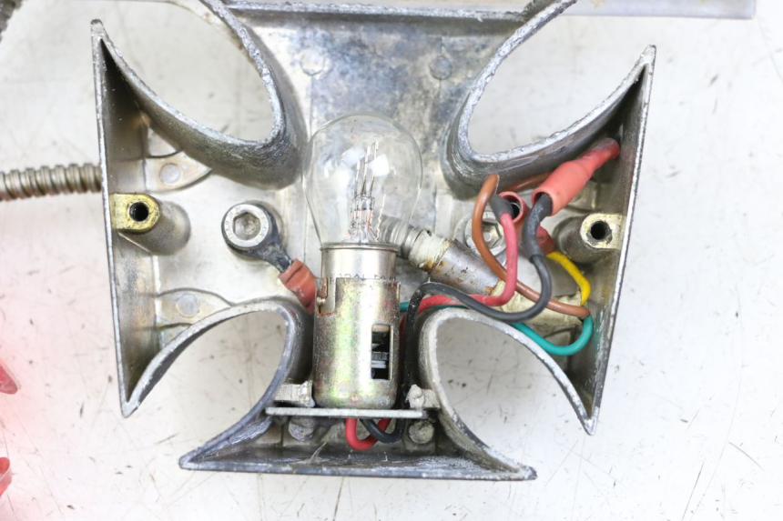 photo de Luz traseira HONDA VT C2 SHADOW 750 (1997 - 2001) - Ampliação dos componentes