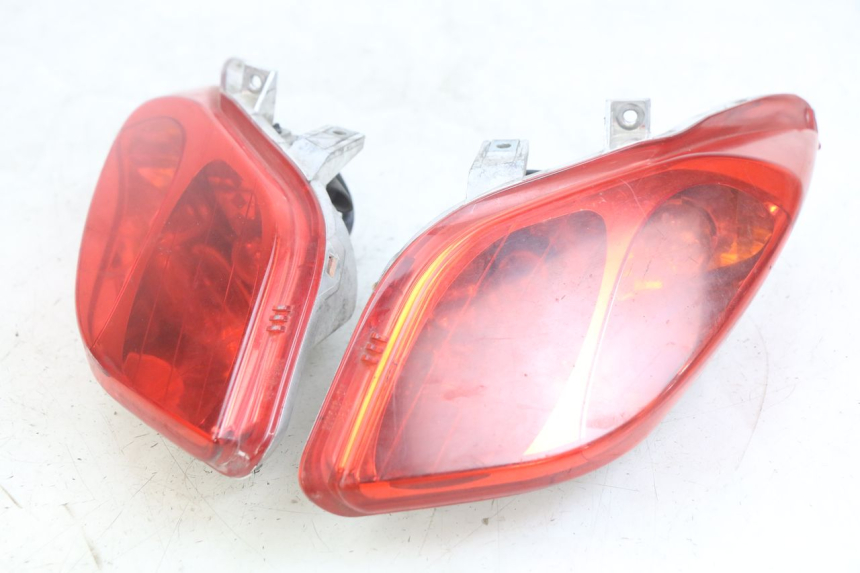 photo de Luz traseira YAMAHA X-MAX XMAX 125 (2010 - 2013) - Vista principal