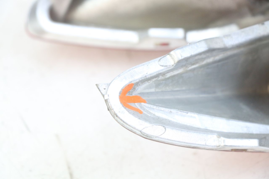 photo de Luz traseira YAMAHA X-MAX XMAX 125 (2010 - 2013) - Outro ângulo de visão