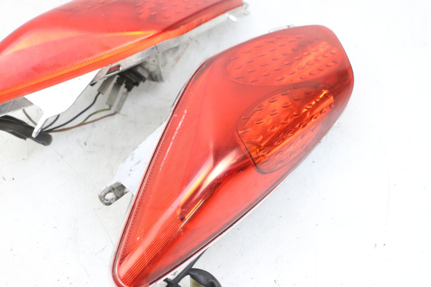 photo de Luz traseira YAMAHA XMAX X-MAX 125 (2006 - 2009) - Imagem adicional
