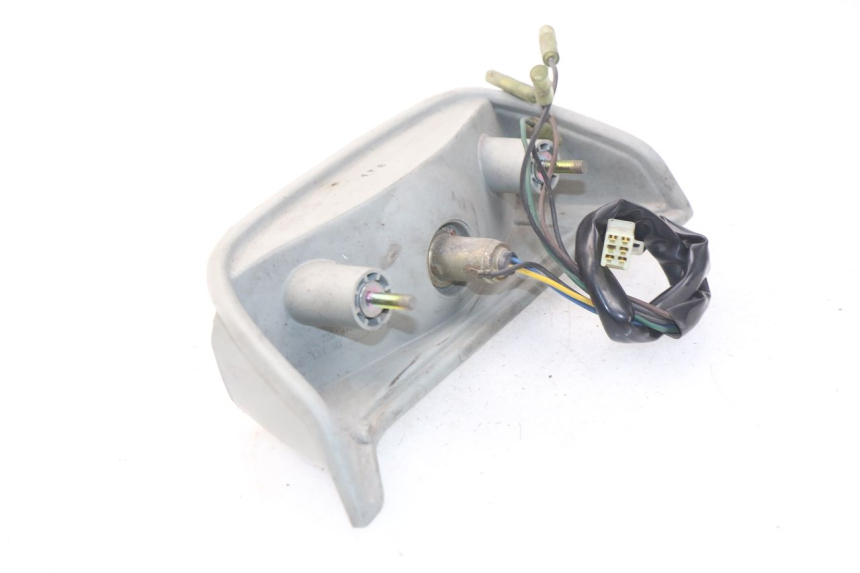 photo de Luz traseira YAMAHA XJ600 XJ DIVERSION 600 (1992 - 1997) - Outro ângulo de visão