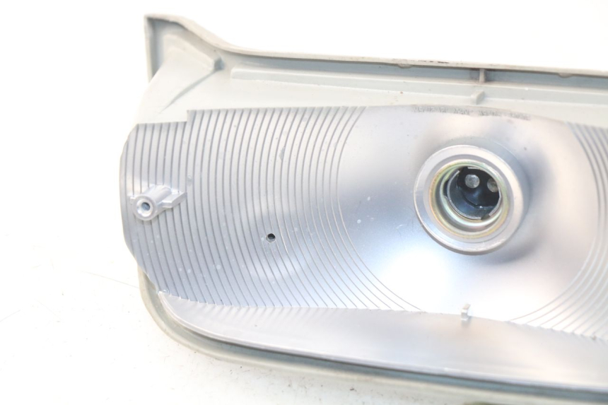 photo de Luz traseira YAMAHA XJ600 XJ DIVERSION 600 (1992 - 1997) - Pontos de fixação