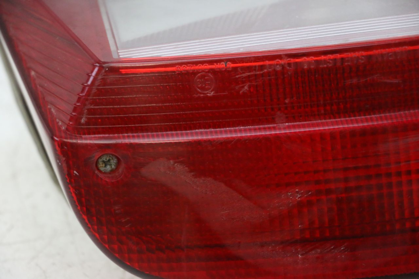 photo de Luz traseira YAMAHA XJN DIVERSION 600 (2000 - 2003) - Detalhes característicos