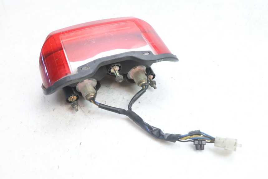 photo de LUZ TRASEIRA YAMAHA XJR 1300 (1998 - 2002) - Pontos de fixação