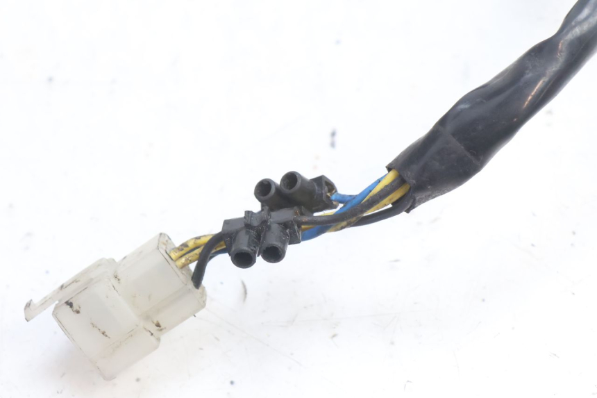 photo de LUZ TRASEIRA YAMAHA XJR 1300 (1998 - 2002) - Peça verificada
