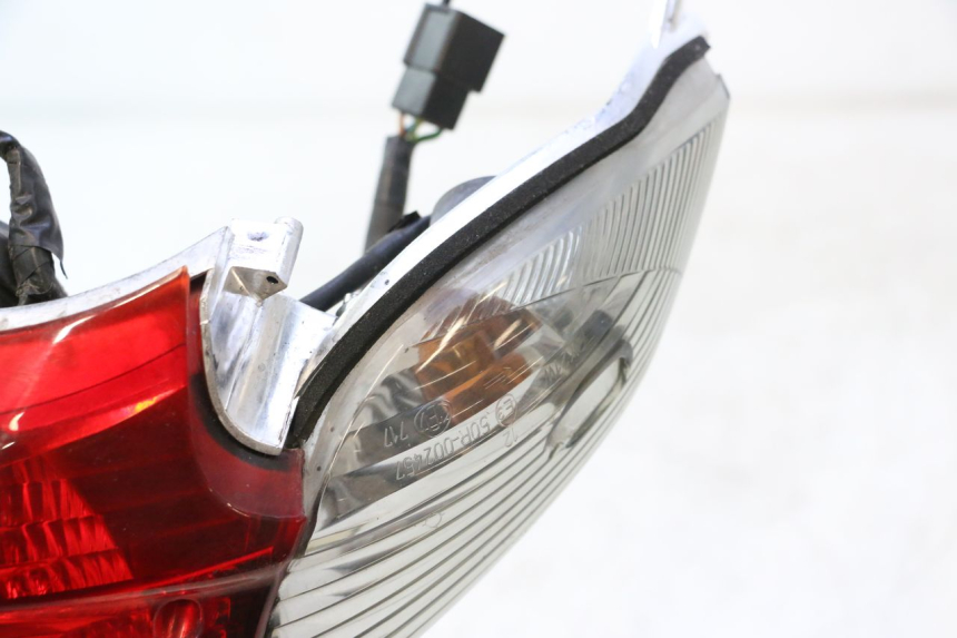 photo de LUZ TRASEIRA HONDA XLV VARADERO 125 (2007 - 2012) - Outro ângulo de visão