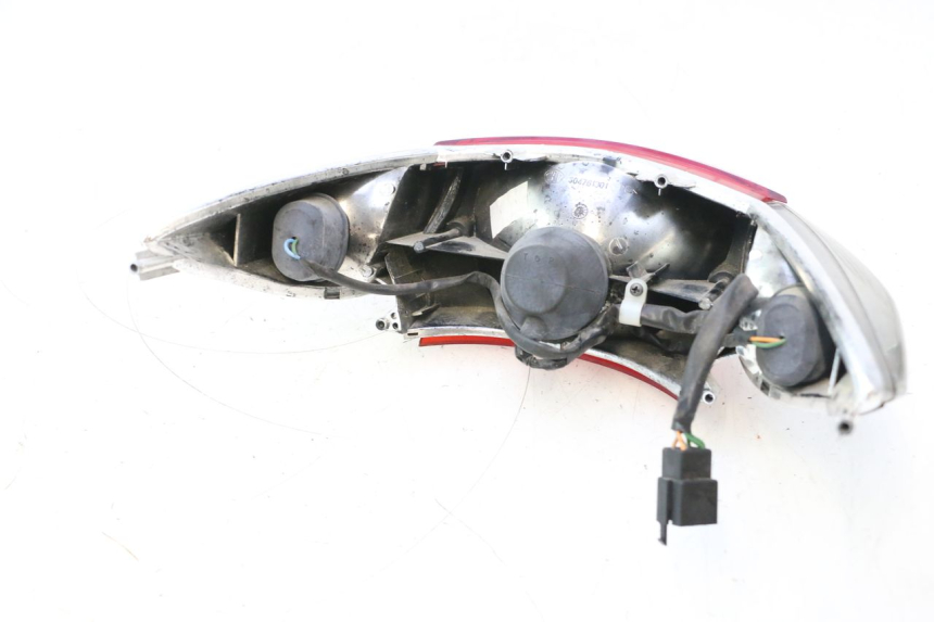 photo de LUZ TRASEIRA HONDA XLV VARADERO 125 (2007 - 2012) - Estado da superfície