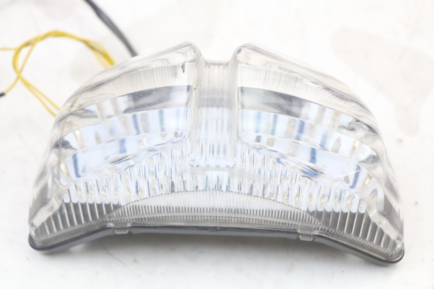 photo de Luz traseira YAMAHA FZ1 FAZER 1000 (2007 - 2009) - Zoom do estado de desgaste