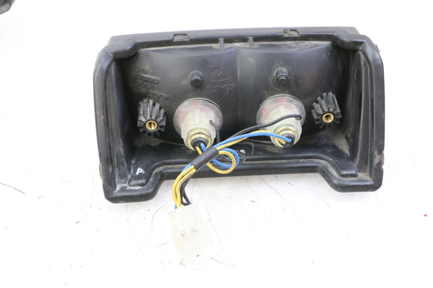 photo de Luz traseira YAMAHA FZS FAZER 600 (2001 - 2003) - Detalhe da peça