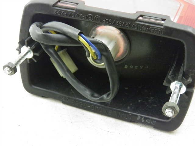 photo de Luz traseira YAMAHA TDM 900 (2004 - 2006) - Detalhe da peça