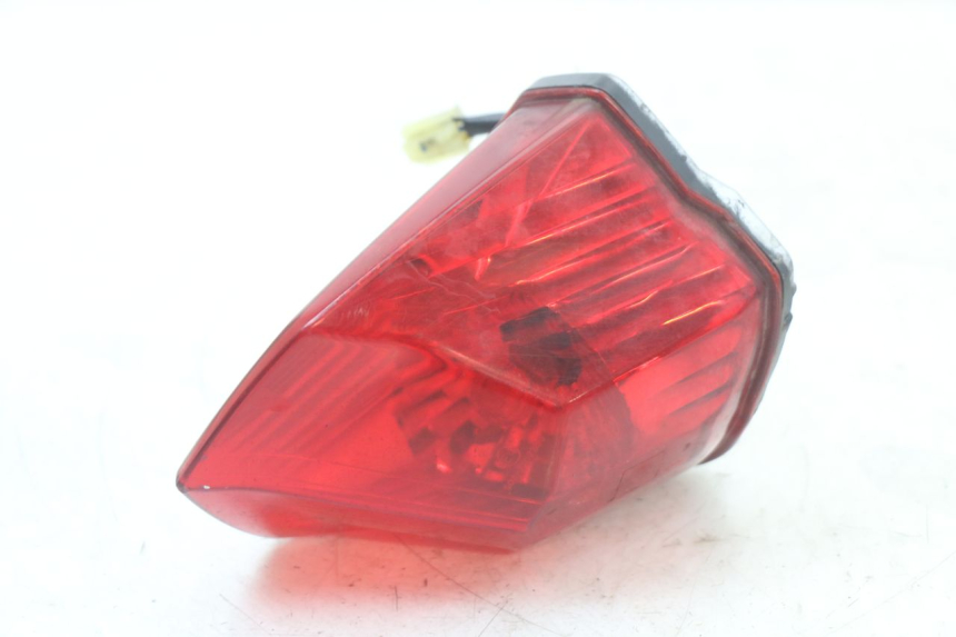 photo de Luz traseira YAMAHA XJ6 ABS 600 (2008 - 2016) - Zoom do estado de desgaste