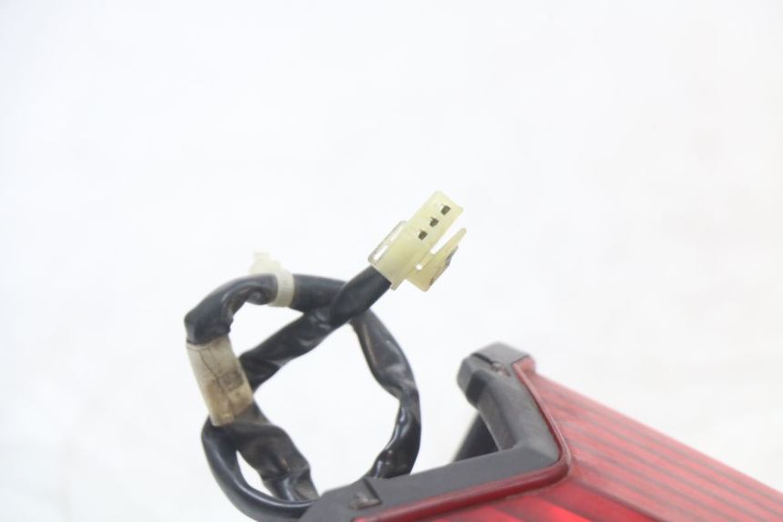 photo de Luz traseira YAMAHA XJ6 ABS 600 (2008 - 2016) - Estado da superfície