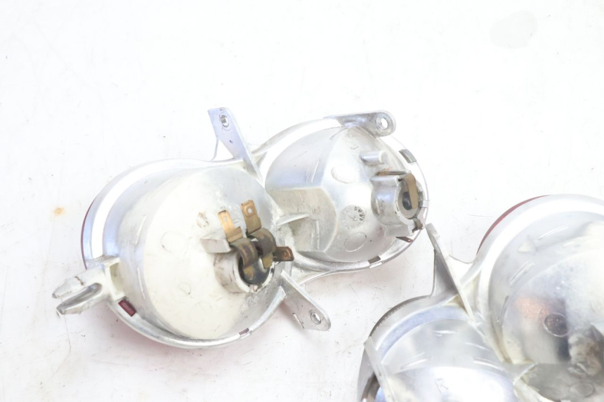 photo de Luz traseira YAMAHA YP MAJESTY 125 (2007 - 2010) - Detalhe da peça