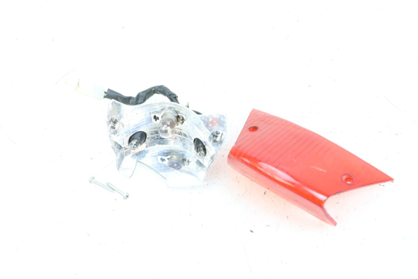 photo de Luz traseira PIAGGIO ZIP 4T 50 (2018 - 2020) - Detalhe da peça