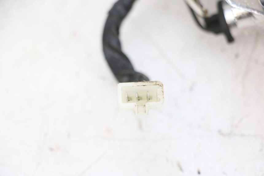 photo de Luz traseira PIAGGIO ZIP 4T 50 (2018 - 2020) - Estado da superfície