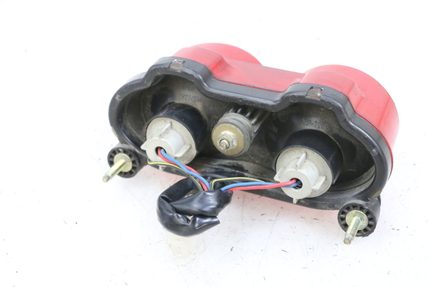 photo de Luz traseira KAWASAKI ZR 7 750 (1999 - 2004) - Detalhe da peça