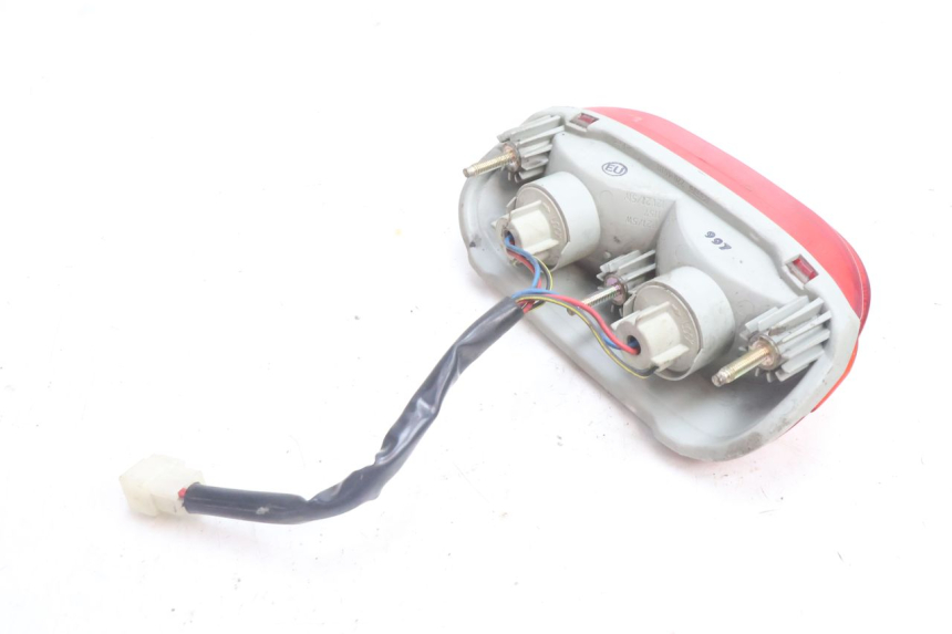 photo de Luz traseira KAWASAKI ZZR 600 (1995 - 2004) - Pontos de fixação