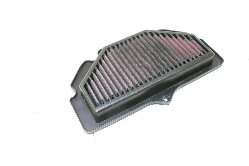 photo de FILTRO DE AR SUZUKI GSR 600 (2005 - 2012) - Outro ângulo de visão